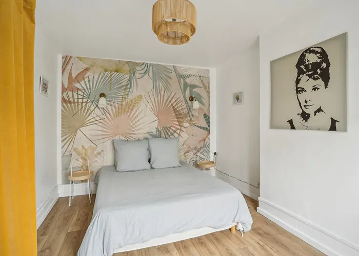 아파트 Eiffel Tower 10 Min Walk :-) 파리