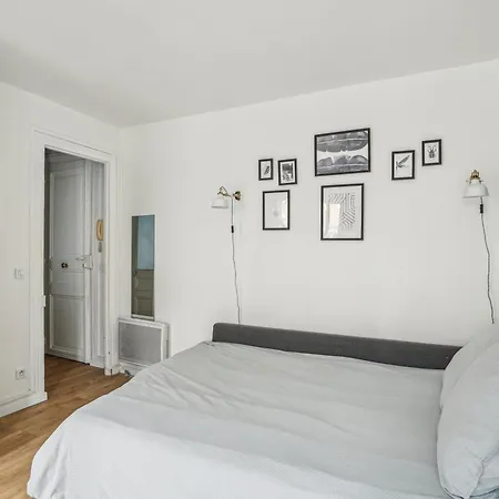 Eiffel Tower 10 Min Walk :-) Apartamento Paris